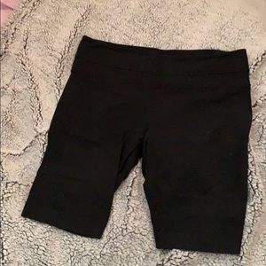 🍋 lululemon biker shorts